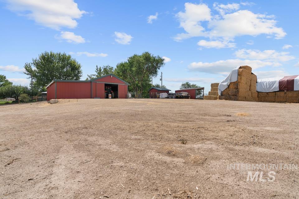 6500 SE 10th Avenue, Caldwell, Idaho 83607, 4 Bedrooms, 2 Bathrooms, Residential For Sale, Price $899,900,MLS 98998853