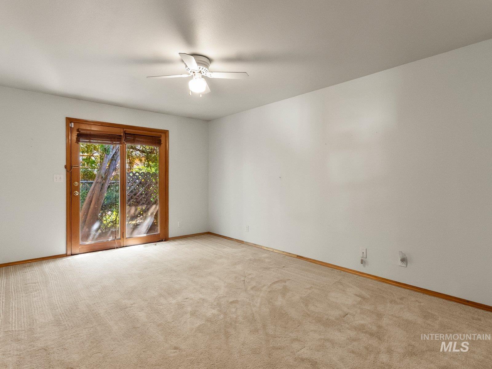 804 E Main St., Emmett, Idaho 83617, 2 Bedrooms, 1 Bathroom, Residential For Sale, Price $250,000,MLS 98998854
