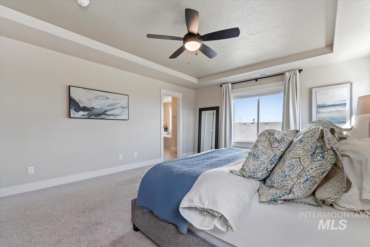 1660 Loch Ness Ave., Middleton, Idaho 83644, 5 Bedrooms, 2.5 Bathrooms, Residential For Sale, Price $585,000,MLS 98998855