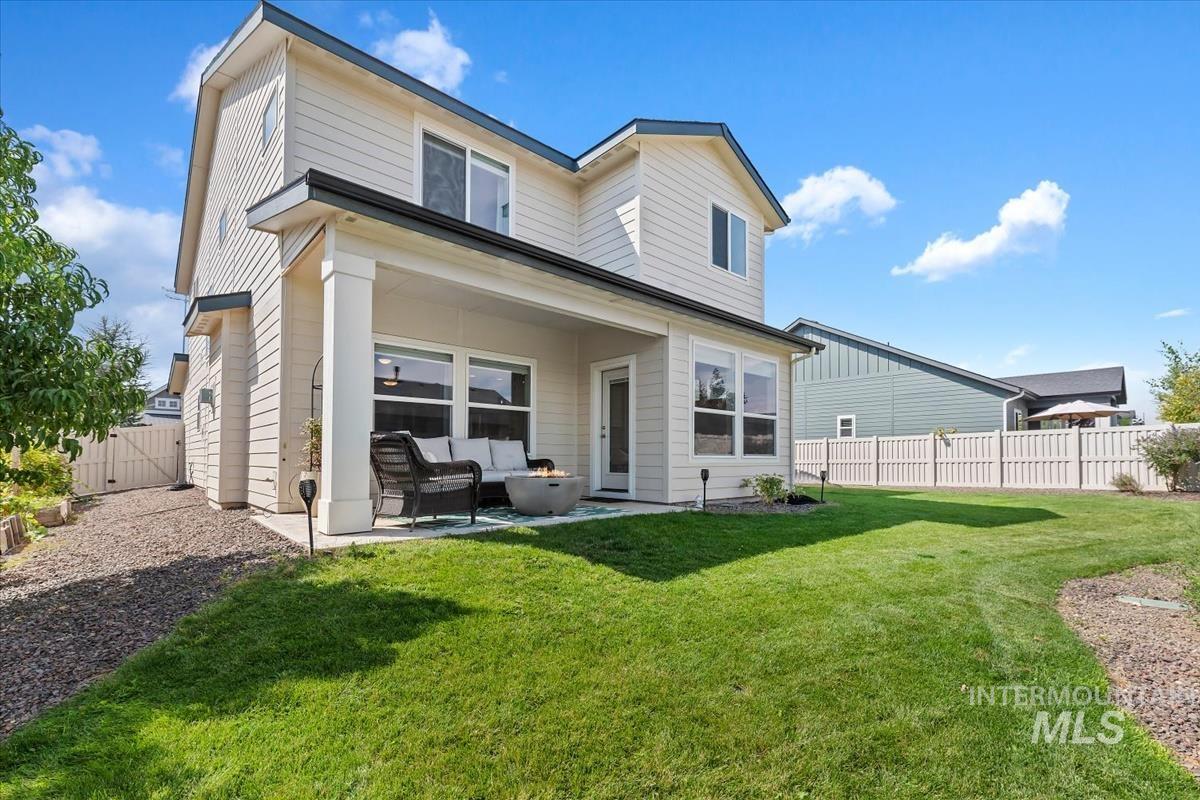 1660 Loch Ness Ave., Middleton, Idaho 83644, 5 Bedrooms, 2.5 Bathrooms, Residential For Sale, Price $585,000,MLS 98998855