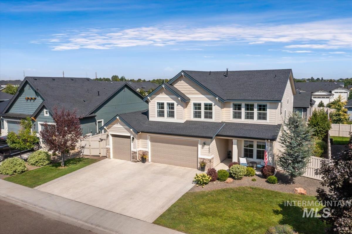 1660 Loch Ness Ave., Middleton, Idaho 83644, 5 Bedrooms, 2.5 Bathrooms, Residential For Sale, Price $585,000,MLS 98998855