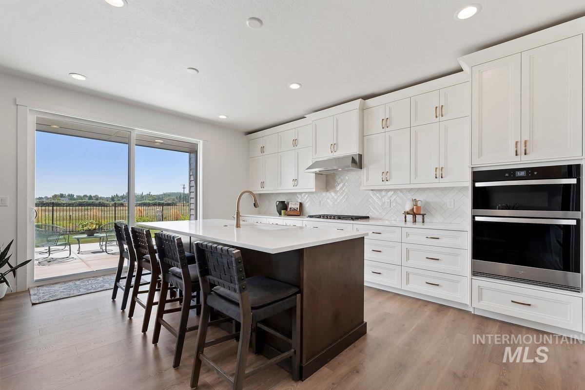 12437 W Wayfaring Dr, Star, Idaho 83669, 3 Bedrooms, 2 Bathrooms, Residential For Sale, Price $689,900,MLS 98998856
