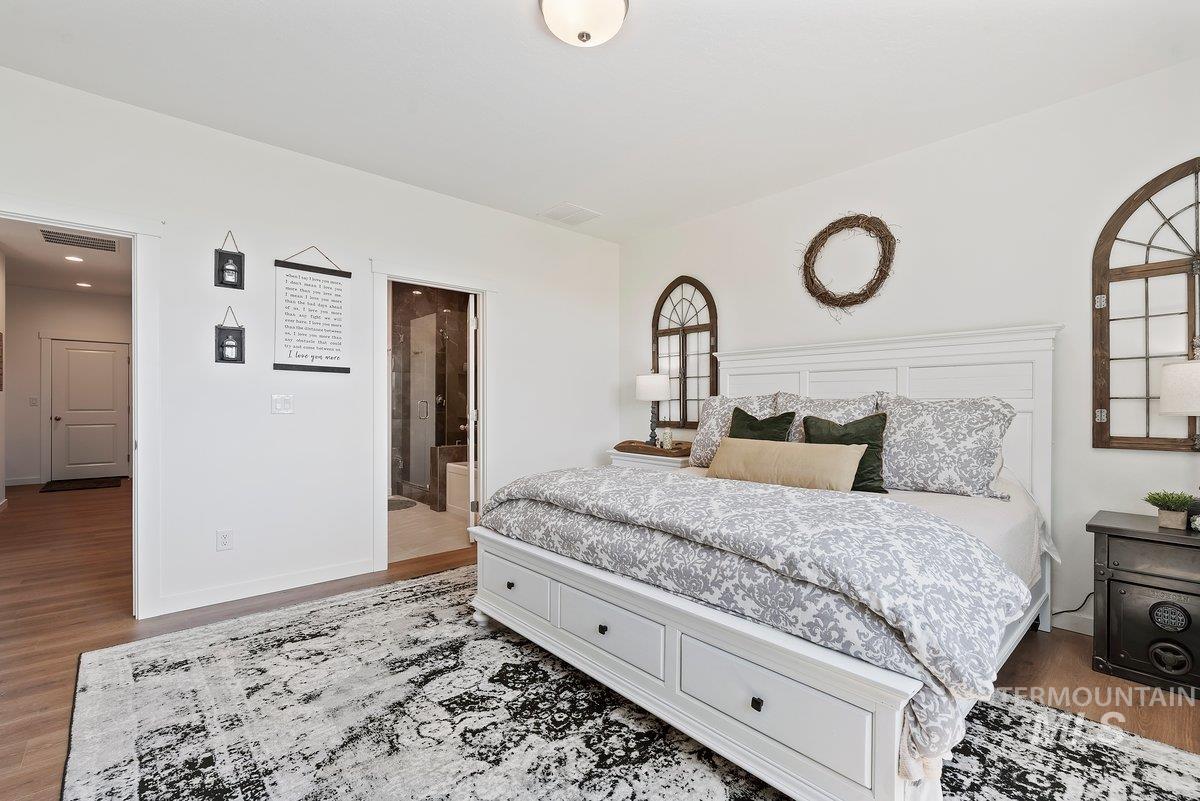 12437 W Wayfaring Dr, Star, Idaho 83669, 3 Bedrooms, 2 Bathrooms, Residential For Sale, Price $689,900,MLS 98998856