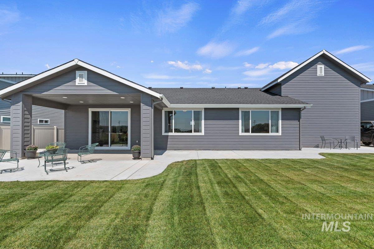 12437 W Wayfaring Dr, Star, Idaho 83669, 3 Bedrooms, 2 Bathrooms, Residential For Sale, Price $689,900,MLS 98998856