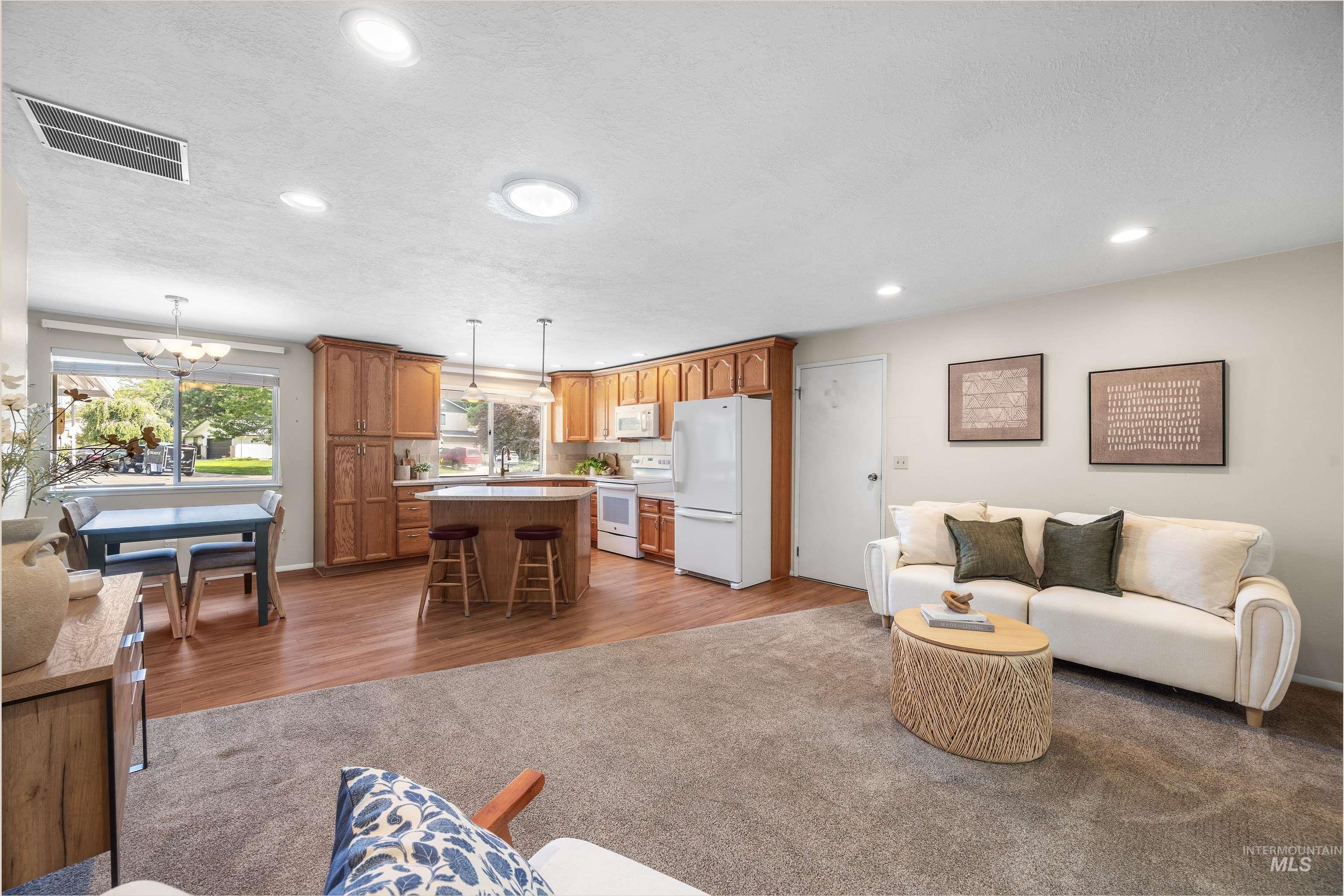 2031 NW 10th St, Meridian, Idaho 83646, 4 Bedrooms, 2 Bathrooms, Residential For Sale, Price $420,000, 98998857