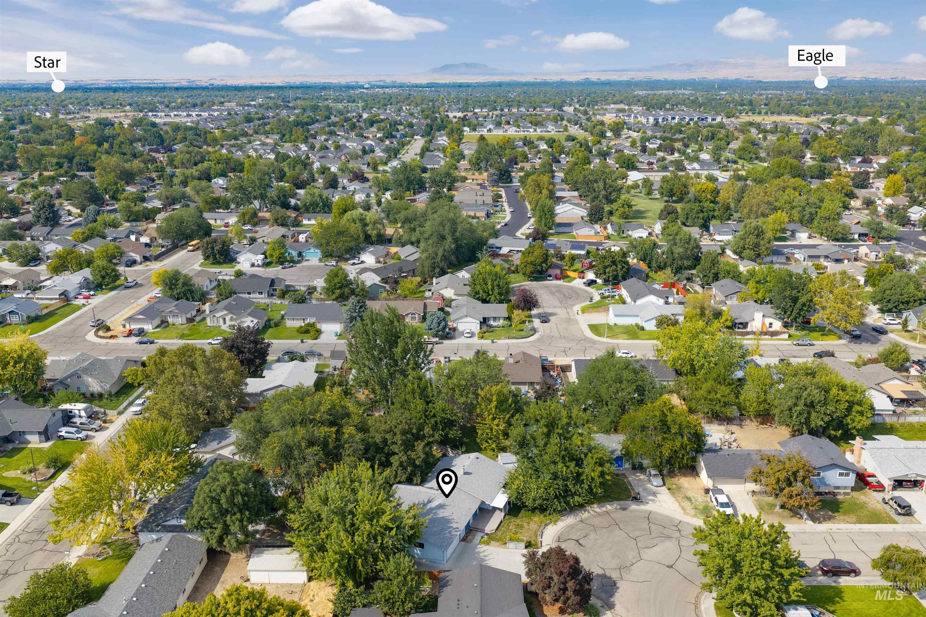 2031 NW 10th St, Meridian, Idaho 83646, 4 Bedrooms, 2 Bathrooms, Residential For Sale, Price $420,000, 98998857