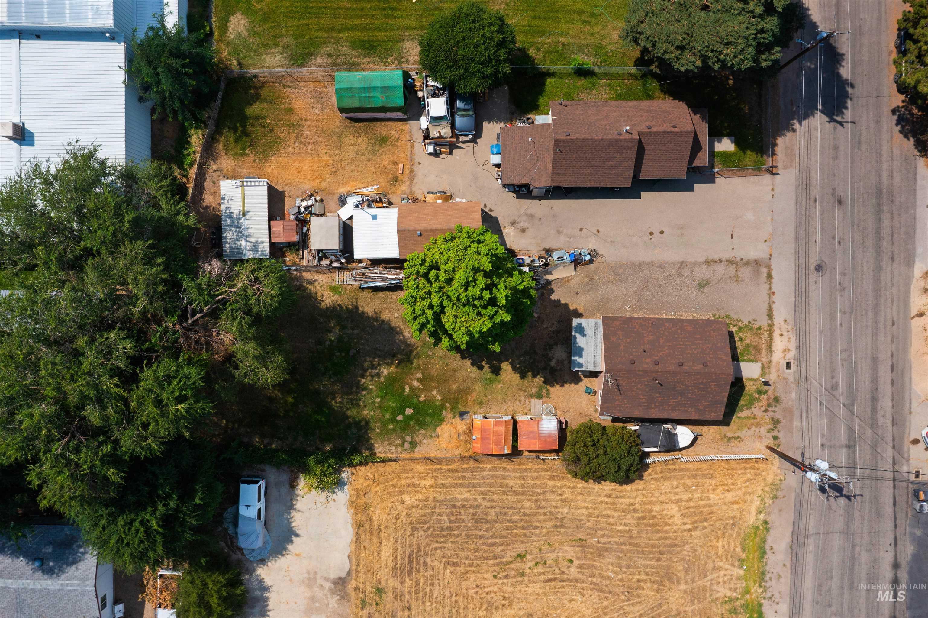 205 W 35Th St, Garden City, Idaho 83714, 2 Bedrooms, 1 Bathroom, Residential For Sale, Price $326,000,MLS 98998860