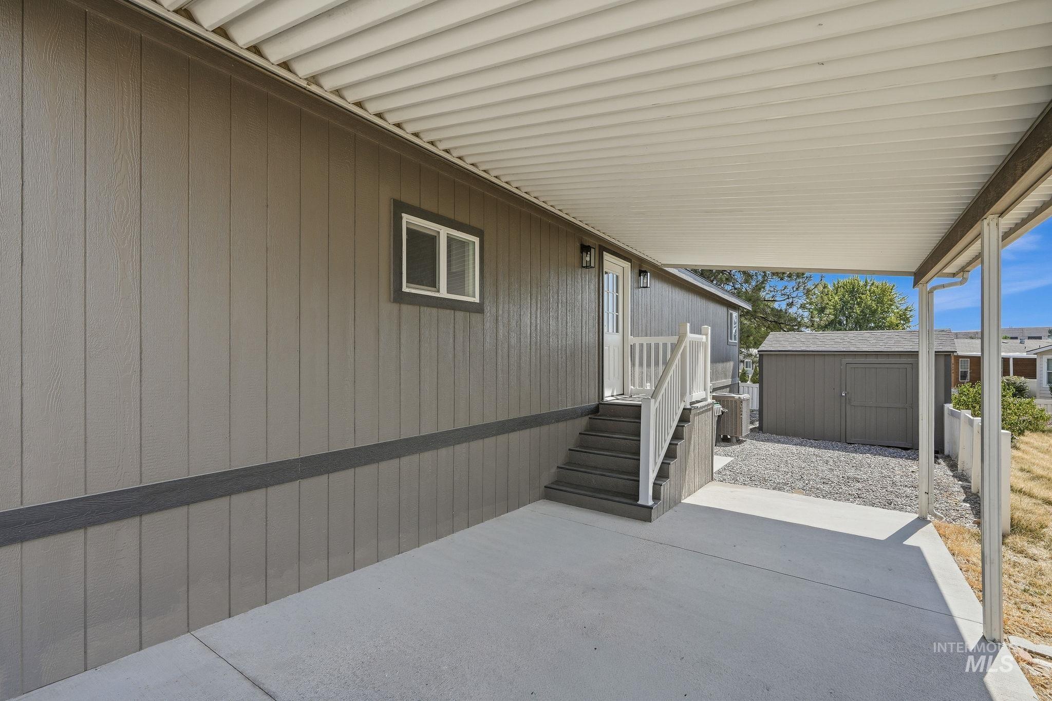 8255 Blue Ridge, Boise, Idaho 83716, 3 Bedrooms, 2 Bathrooms, Residential For Sale, Price $160,000,MLS 98998861