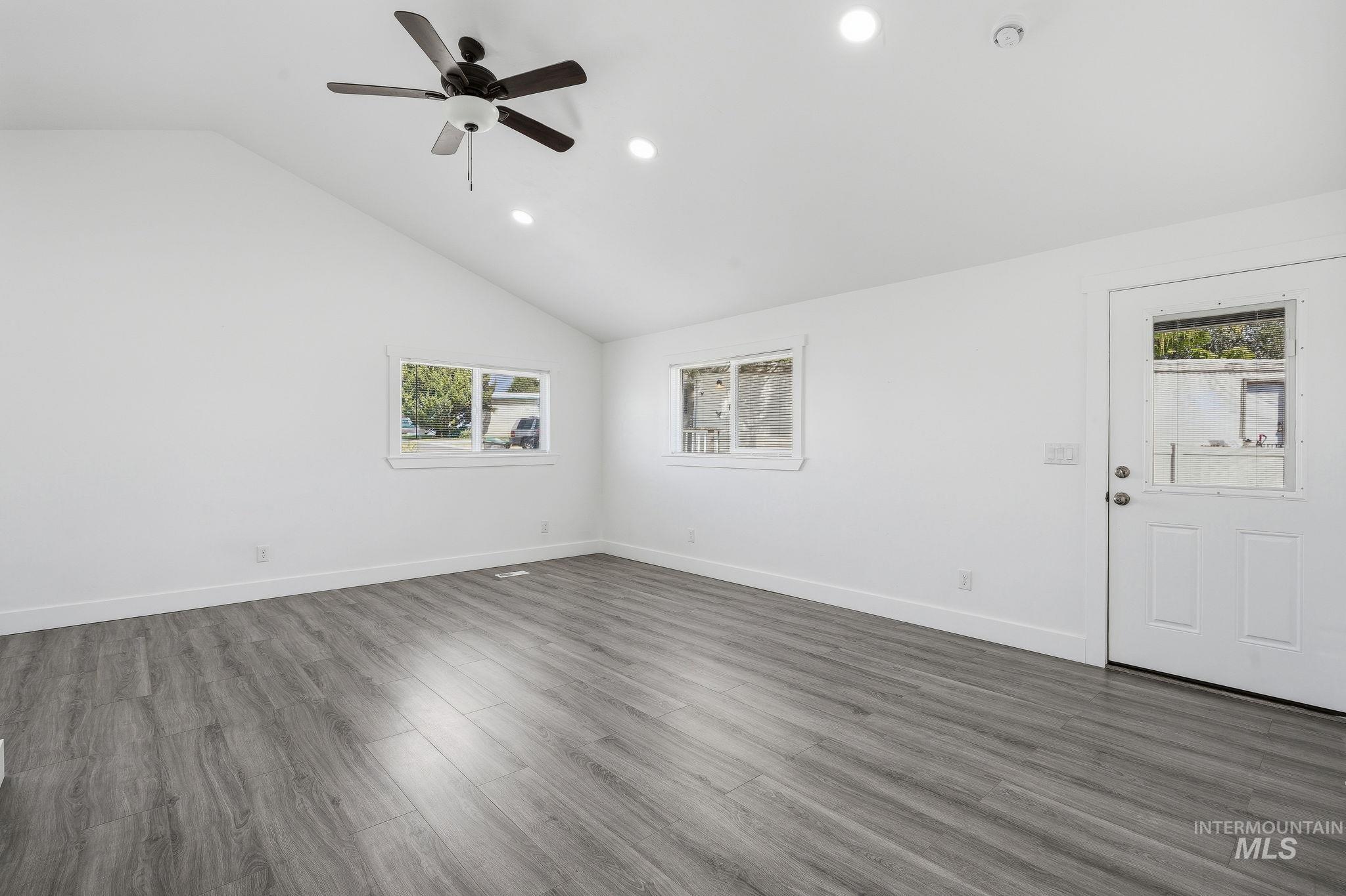 8255 Blue Ridge, Boise, Idaho 83716, 3 Bedrooms, 2 Bathrooms, Residential For Sale, Price $160,000,MLS 98998861