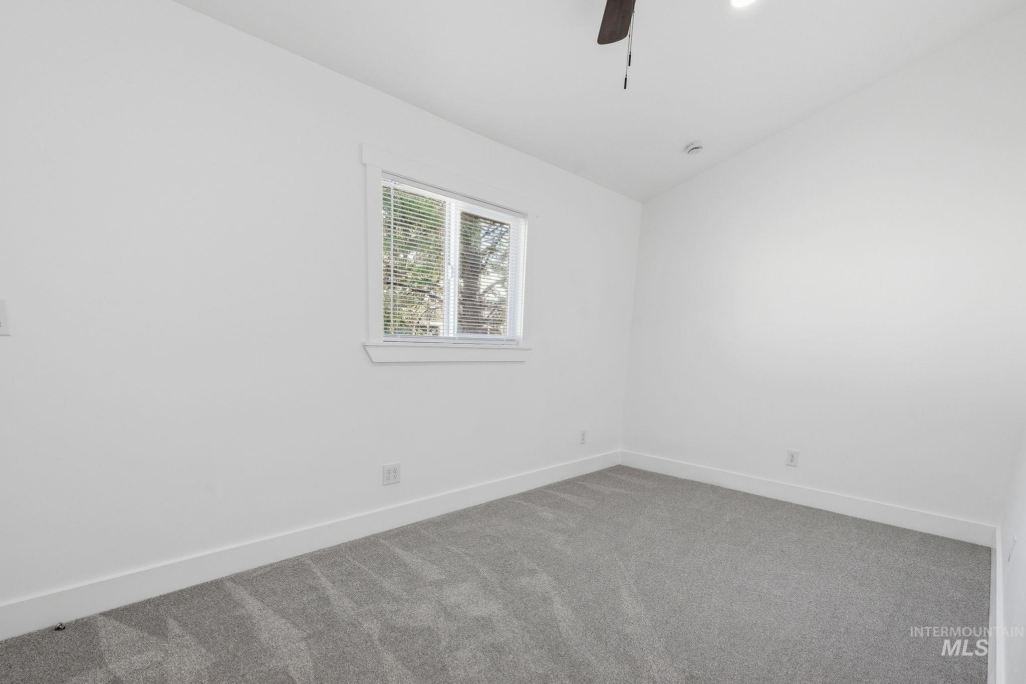 8255 Blue Ridge, Boise, Idaho 83716, 3 Bedrooms, 2 Bathrooms, Residential For Sale, Price $160,000,MLS 98998861