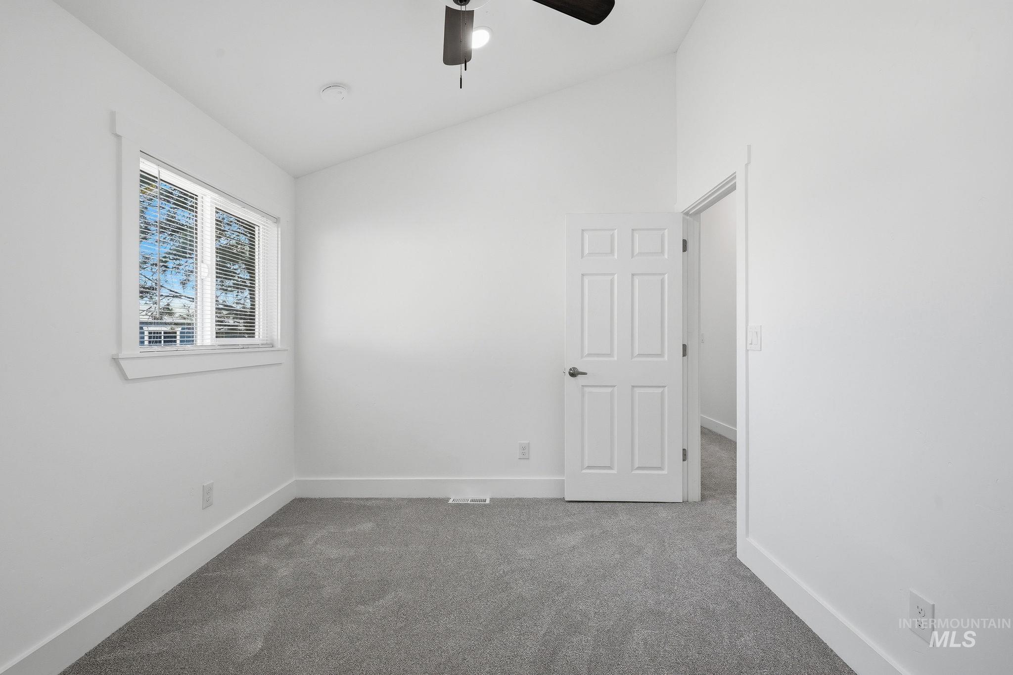 8255 Blue Ridge, Boise, Idaho 83716, 3 Bedrooms, 2 Bathrooms, Residential For Sale, Price $160,000,MLS 98998861