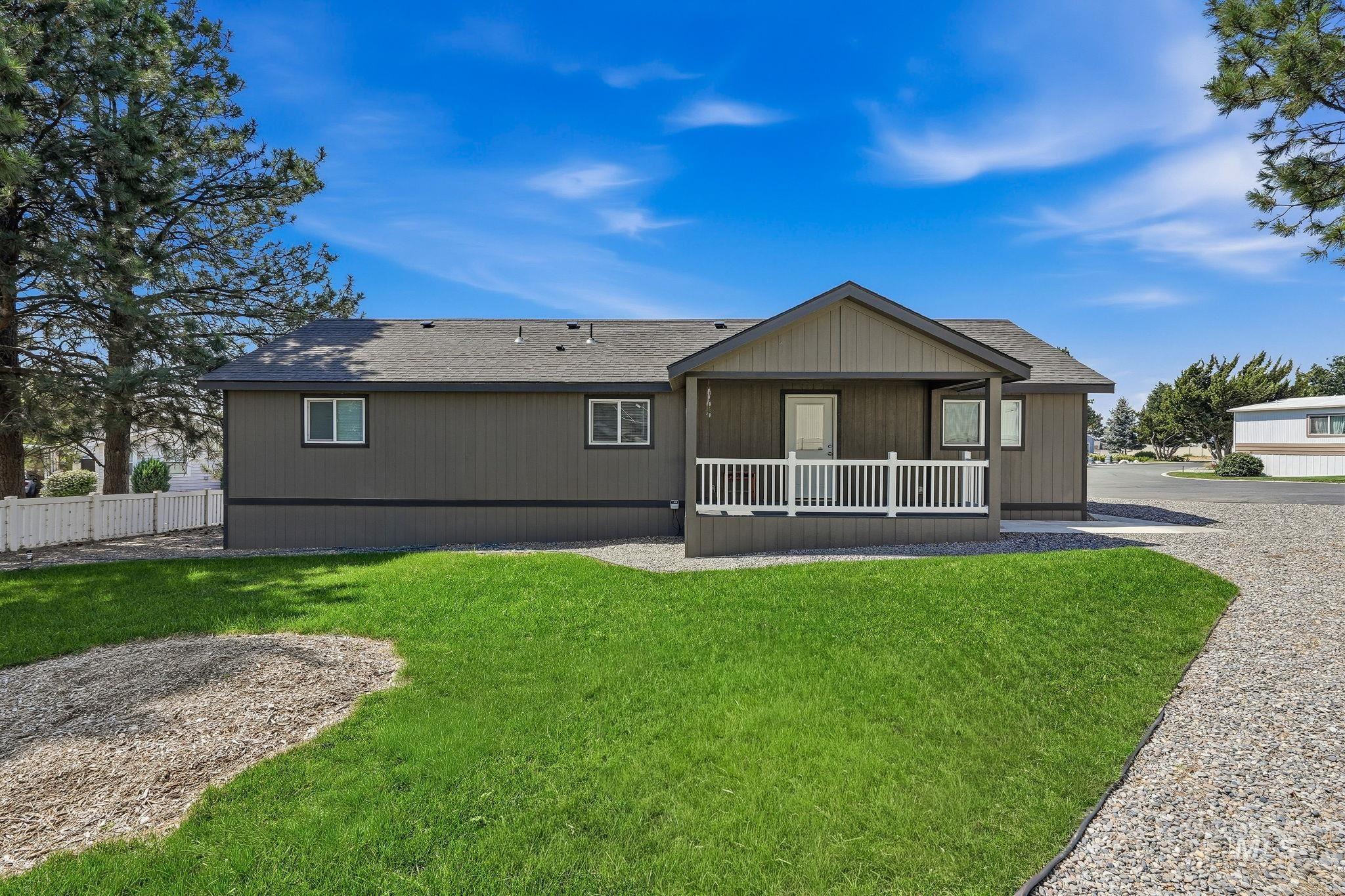 8255 Blue Ridge, Boise, Idaho 83716, 3 Bedrooms, 2 Bathrooms, Residential For Sale, Price $160,000,MLS 98998861