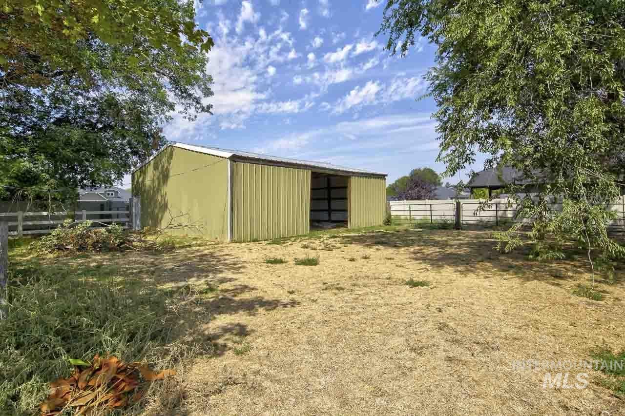 1104 Lone Star Rd, Nampa, Idaho 83651, 3 Bedrooms, 1 Bathroom, Residential For Sale, Price $444,900,MLS 98998862