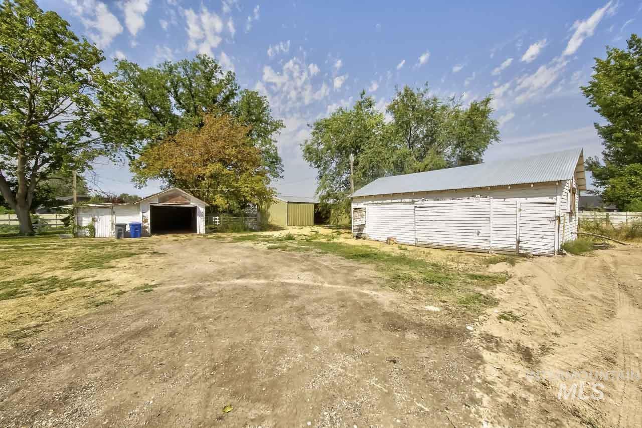 1104 Lone Star Rd, Nampa, Idaho 83651, 3 Bedrooms, 1 Bathroom, Residential For Sale, Price $444,900,MLS 98998862