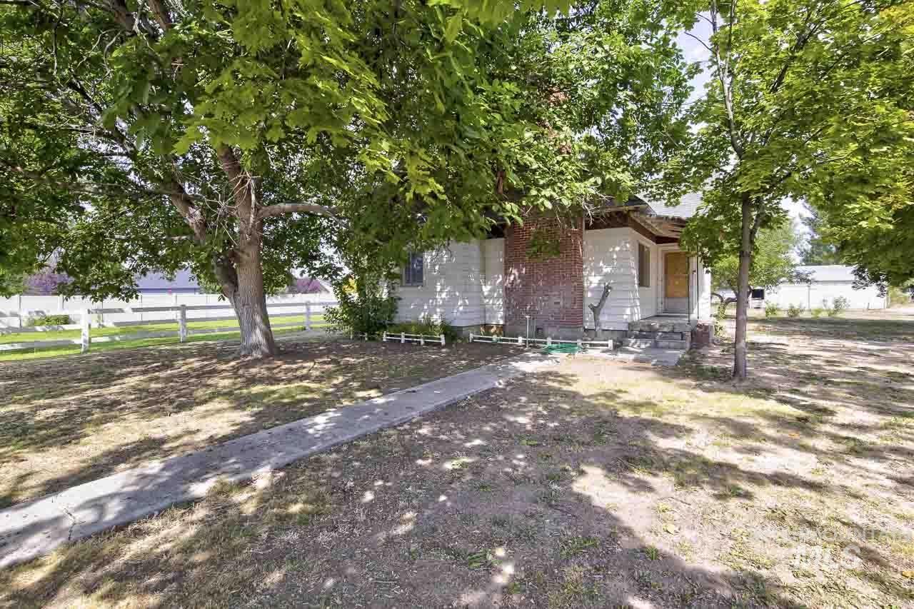 1104 Lone Star Rd, Nampa, Idaho 83651, 3 Bedrooms, 1 Bathroom, Residential For Sale, Price $444,900,MLS 98998862