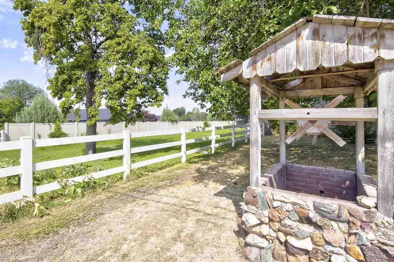 1104 Lone Star Rd, Nampa, Idaho 83651, 3 Bedrooms, 1 Bathroom, Residential For Sale, Price $444,900,MLS 98998862