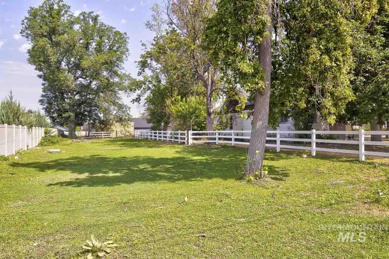 1104 Lone Star Rd, Nampa, Idaho 83651, 3 Bedrooms, 1 Bathroom, Residential For Sale, Price $444,900,MLS 98998862