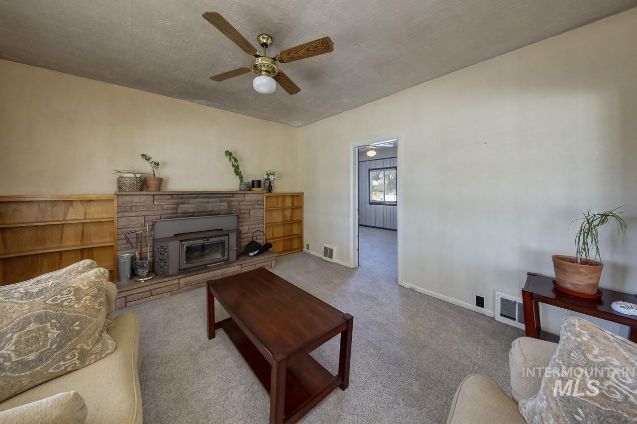 1104 Lone Star Rd, Nampa, Idaho 83651, 3 Bedrooms, 1 Bathroom, Residential For Sale, Price $444,900,MLS 98998862