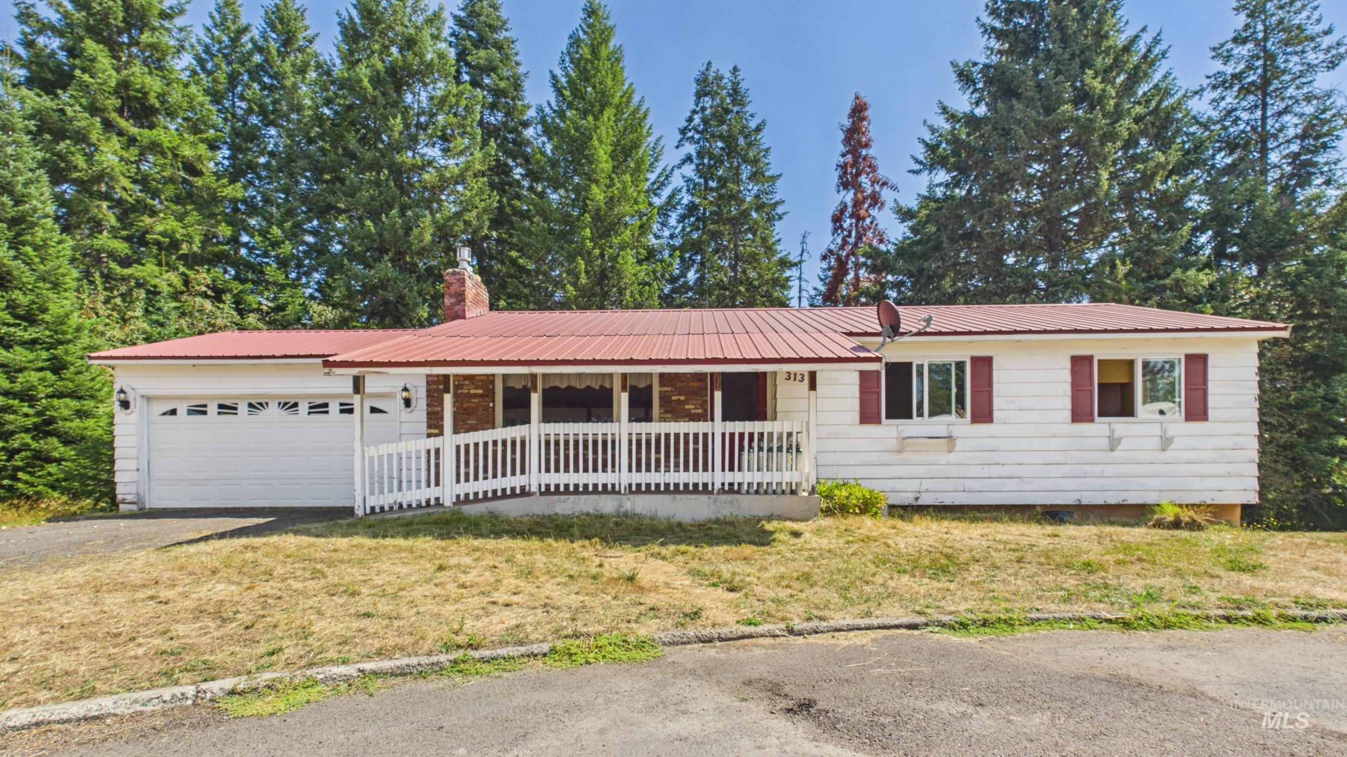 313 Ponderosa, Pierce, Idaho 83546, 3 Bedrooms, 2 Bathrooms, Residential For Sale, Price $185,000,MLS 98998864