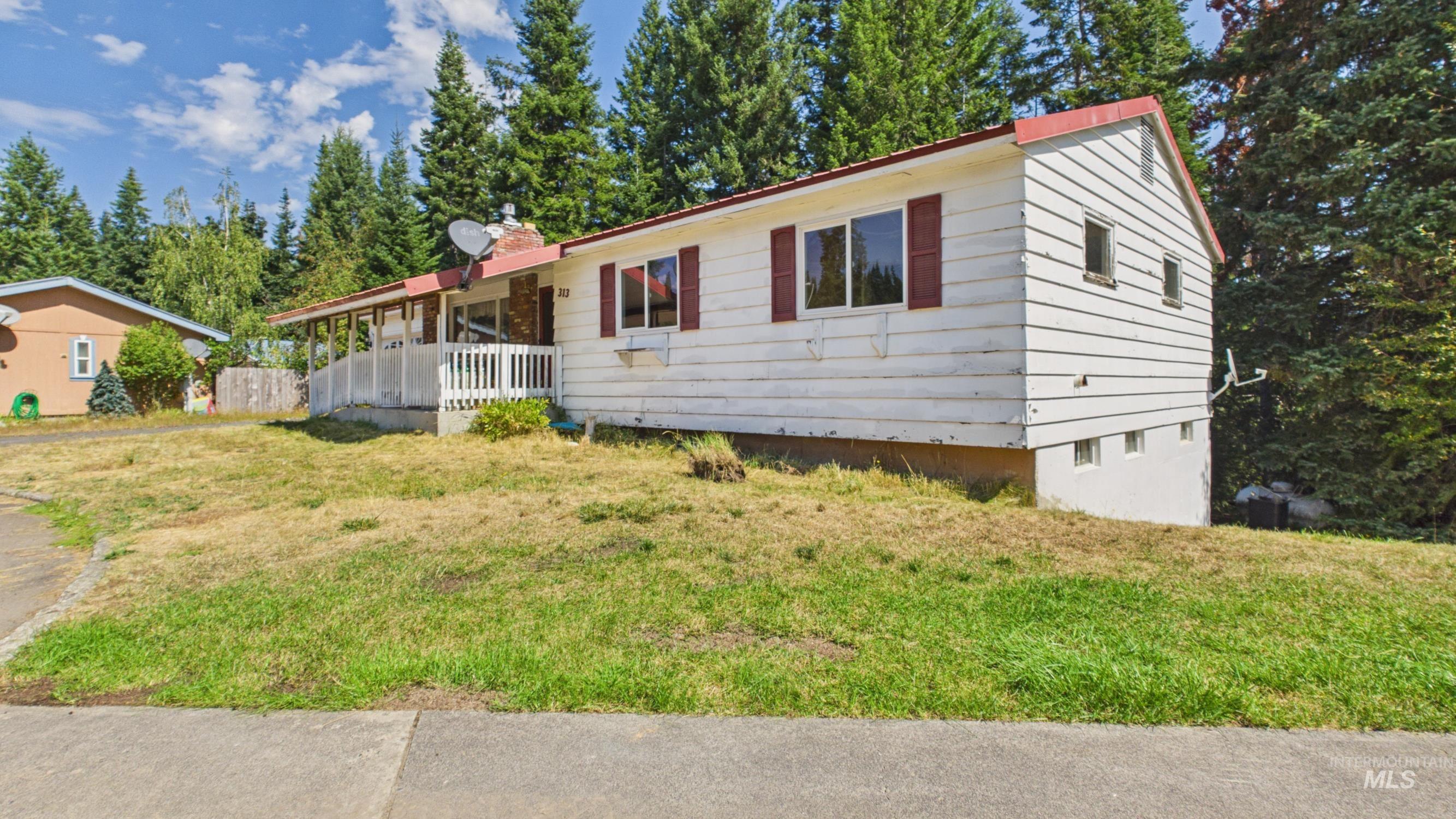 313 Ponderosa, Pierce, Idaho 83546, 3 Bedrooms, 2 Bathrooms, Residential For Sale, Price $185,000,MLS 98998864
