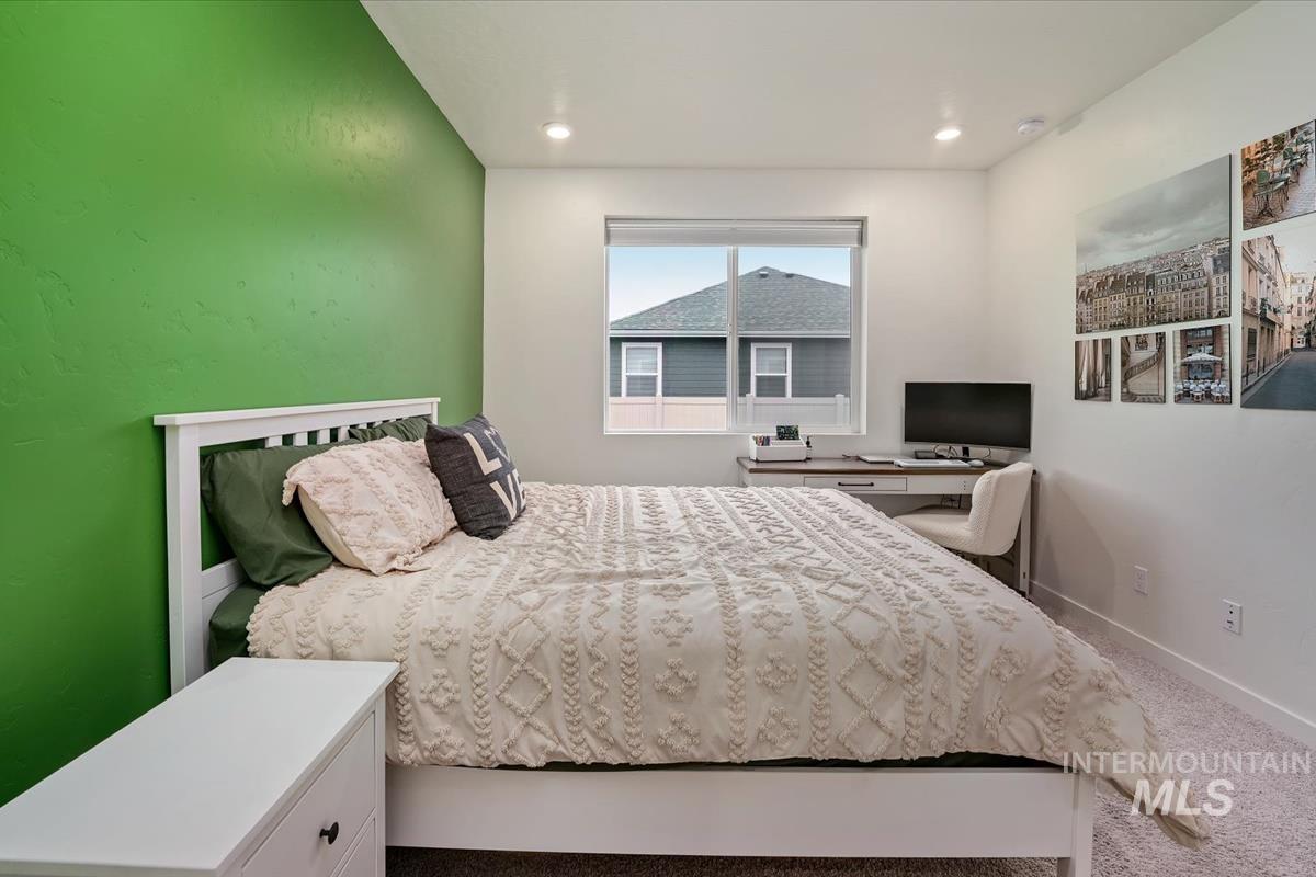 521 W Learmont St, Meridian, Idaho 83642, 3 Bedrooms, 2 Bathrooms, Residential For Sale, Price $425,000,MLS 98998871