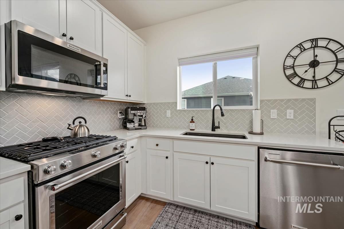 521 W Learmont St, Meridian, Idaho 83642, 3 Bedrooms, 2 Bathrooms, Residential For Sale, Price $425,000,MLS 98998871