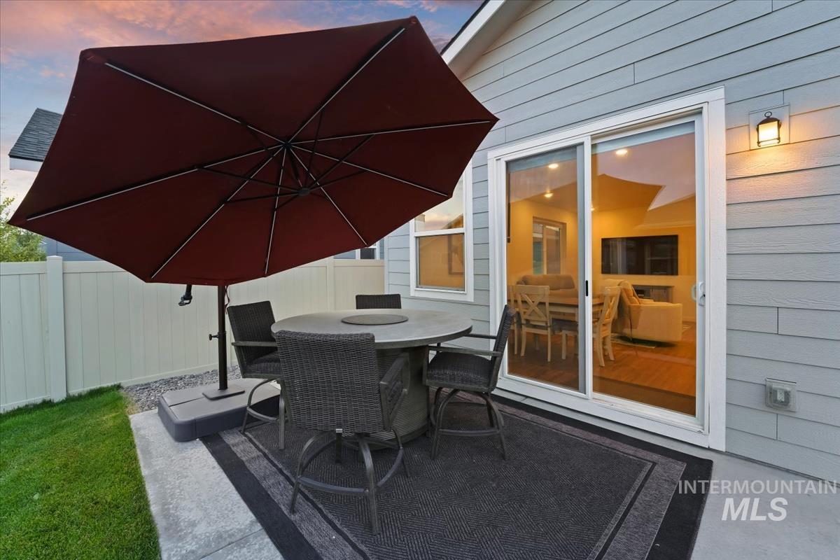 521 W Learmont St, Meridian, Idaho 83642, 3 Bedrooms, 2 Bathrooms, Residential For Sale, Price $425,000,MLS 98998871
