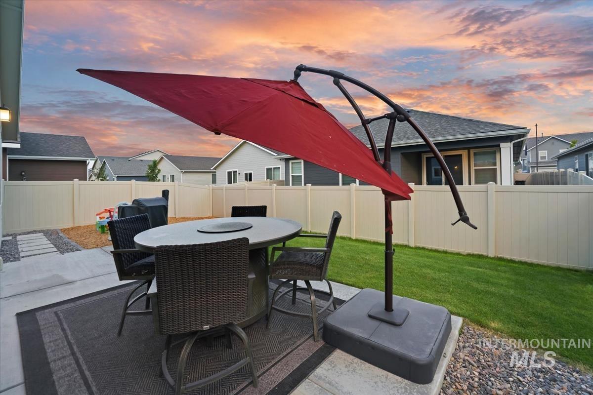 521 W Learmont St, Meridian, Idaho 83642, 3 Bedrooms, 2 Bathrooms, Residential For Sale, Price $425,000,MLS 98998871