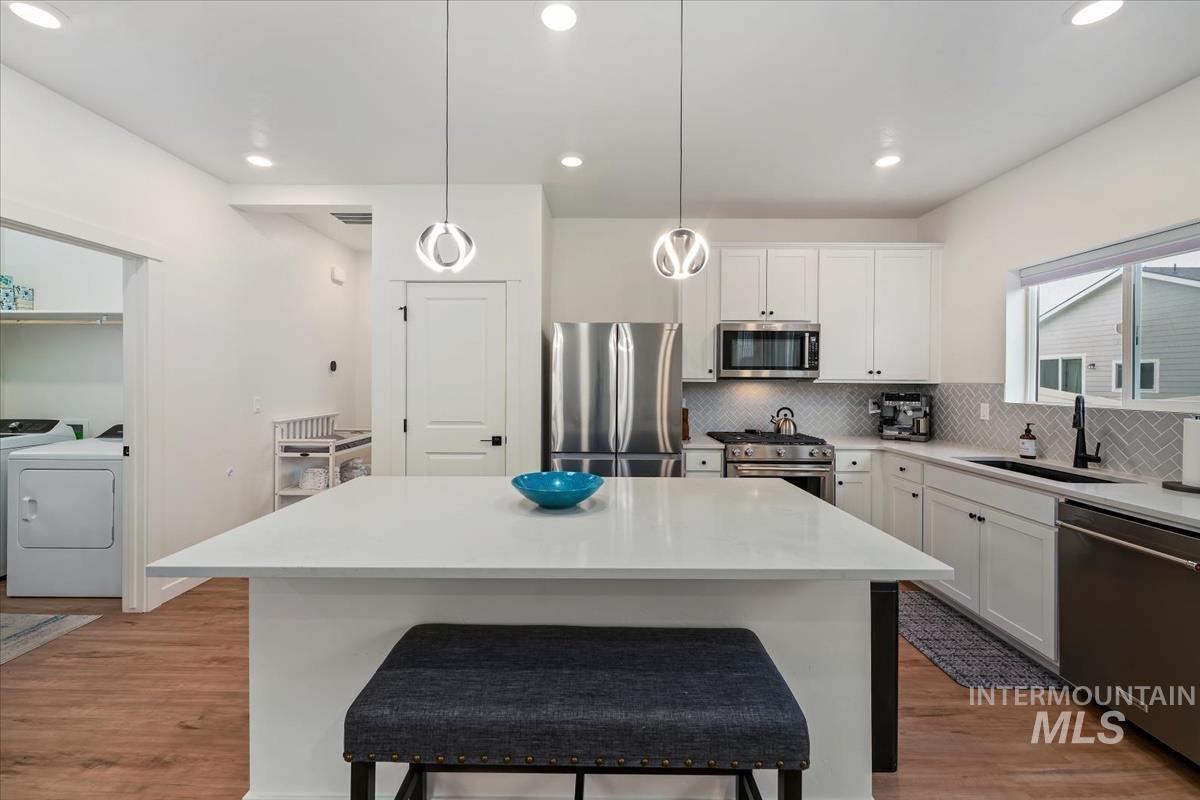 521 W Learmont St, Meridian, Idaho 83642, 3 Bedrooms, 2 Bathrooms, Residential For Sale, Price $425,000,MLS 98998871