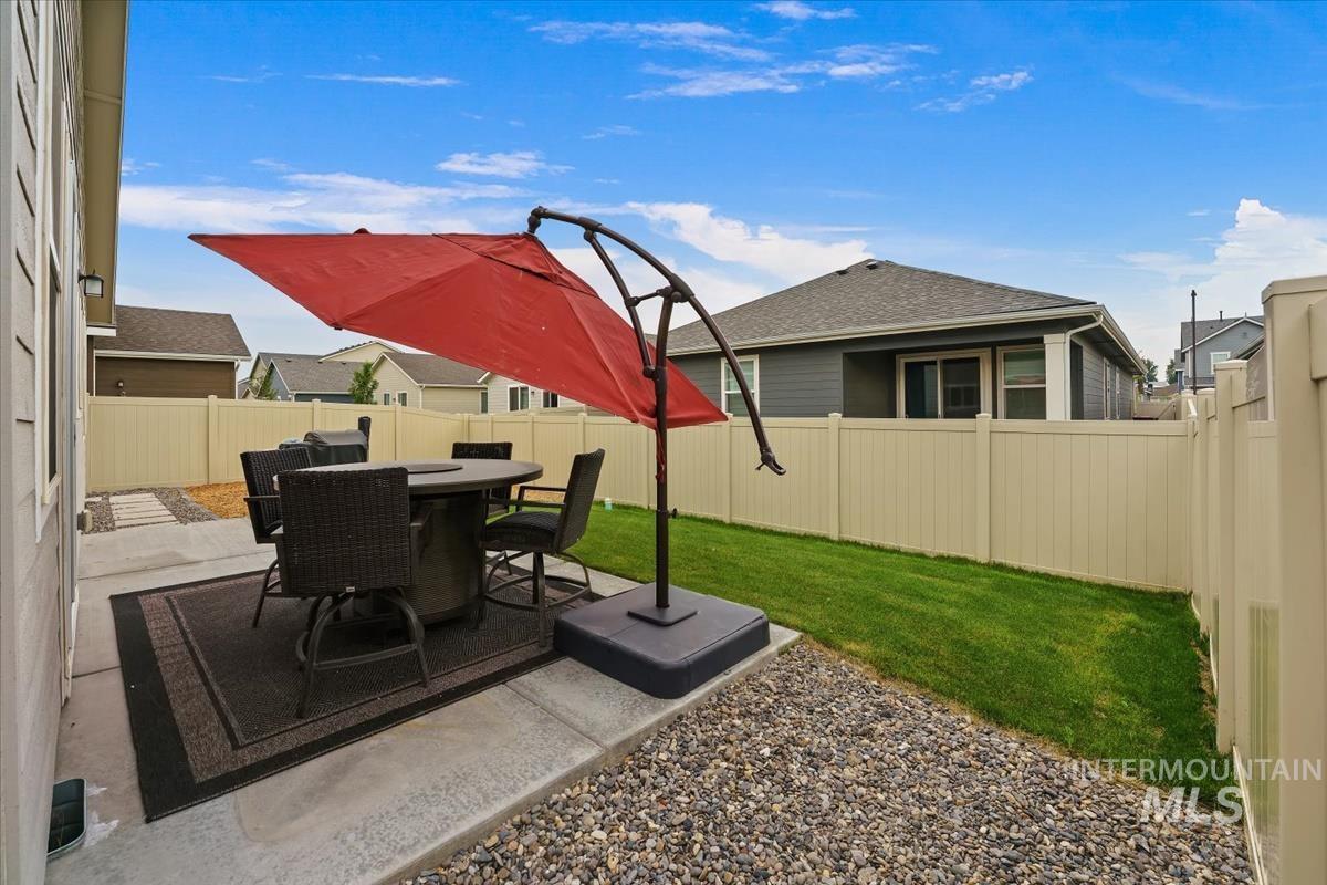 521 W Learmont St, Meridian, Idaho 83642, 3 Bedrooms, 2 Bathrooms, Residential For Sale, Price $425,000,MLS 98998871