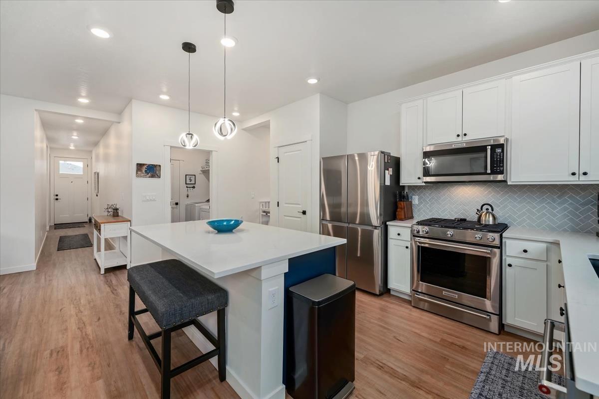 521 W Learmont St, Meridian, Idaho 83642, 3 Bedrooms, 2 Bathrooms, Residential For Sale, Price $425,000,MLS 98998871