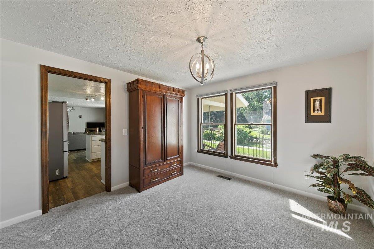 385 W Charlwood Ct, Boise, Idaho 83706, 3 Bedrooms, 2.5 Bathrooms, Residential For Sale, Price $547,500,MLS 98998873