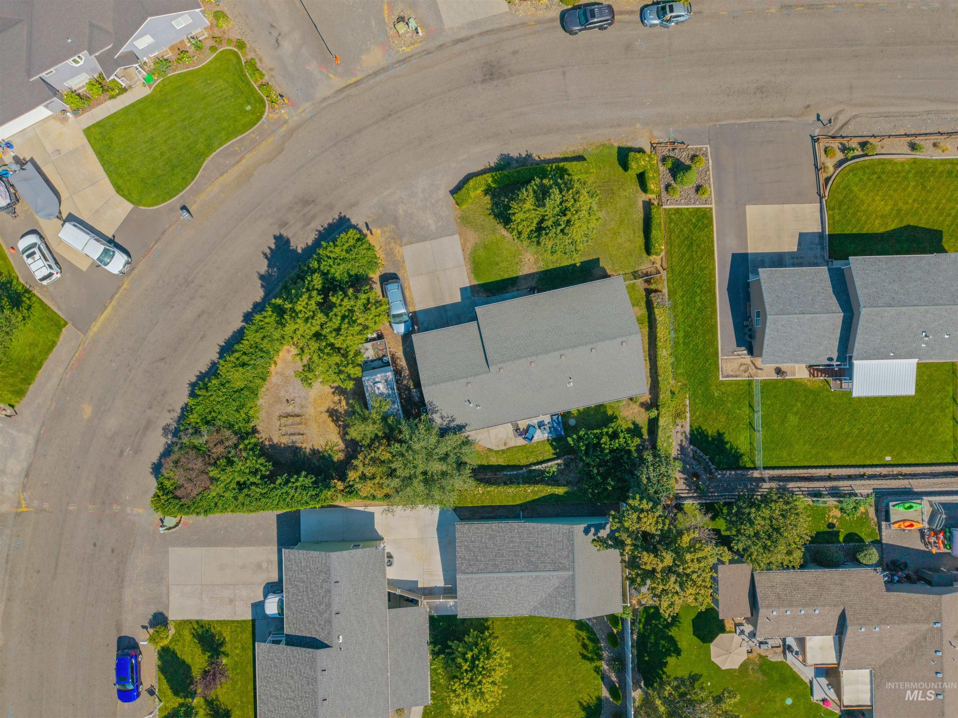 2535 18th Street, Clarkston, Washington 99403, 3 Bedrooms, 2 Bathrooms, Residential For Sale, Price $409,900,MLS 98998876