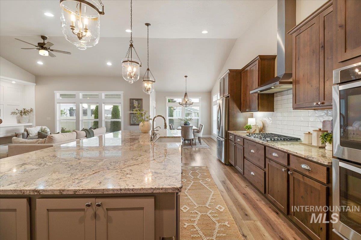 2291 Columbia Dr., Twin Falls, Idaho 83301, 4 Bedrooms, 2.5 Bathrooms, Residential For Sale, Price $699,900,MLS 98998878