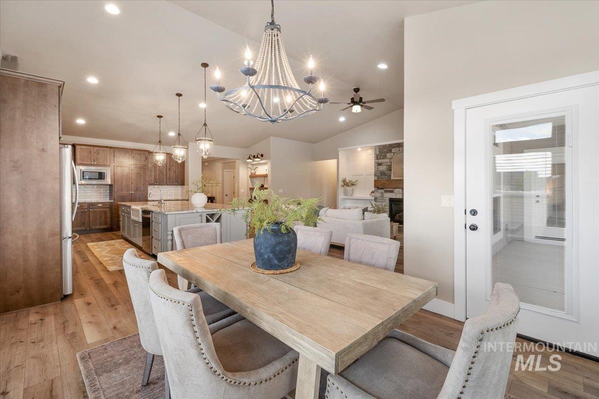 2291 Columbia Dr., Twin Falls, Idaho 83301, 4 Bedrooms, 2.5 Bathrooms, Residential For Sale, Price $699,900,MLS 98998878