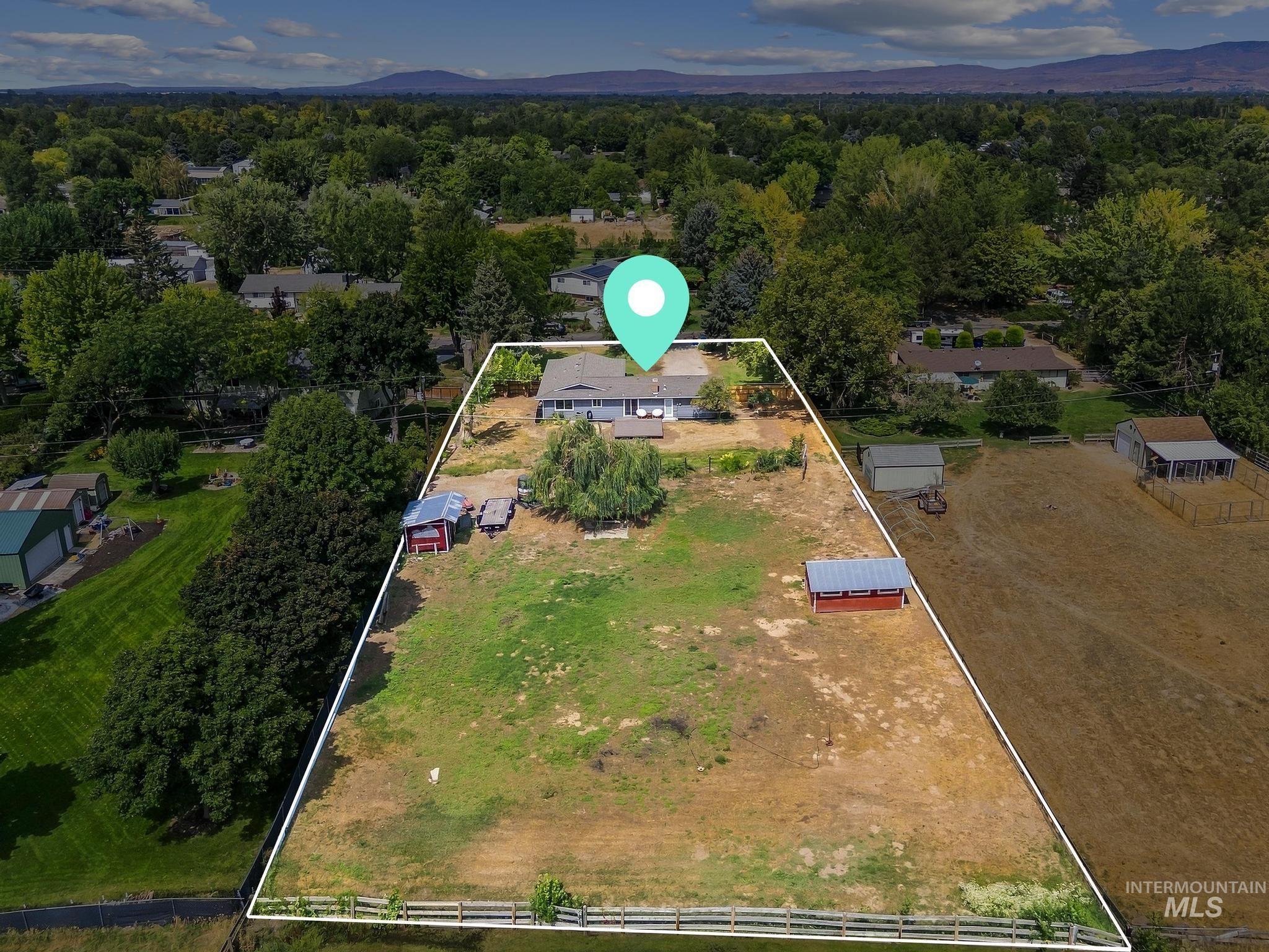 10905 W Arabian Way, Boise, Idaho 83709, 3 Bedrooms, 2 Bathrooms, Residential For Sale, Price $724,900,MLS 98998879