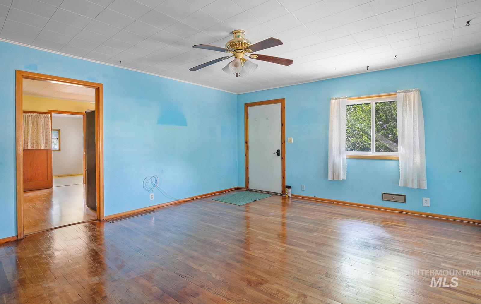 515 Stevens Ave, Filer, Idaho 83328, 4 Bedrooms, 2 Bathrooms, Residential For Sale, Price $340,000,MLS 98998880