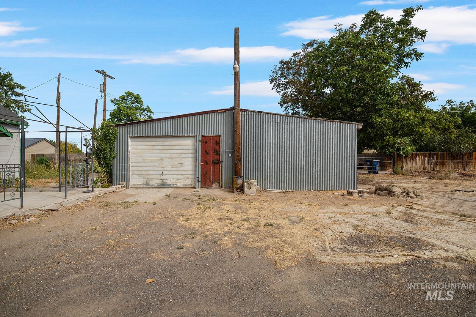 515 Stevens Ave, Filer, Idaho 83328, 4 Bedrooms, 2 Bathrooms, Residential For Sale, Price $340,000,MLS 98998880