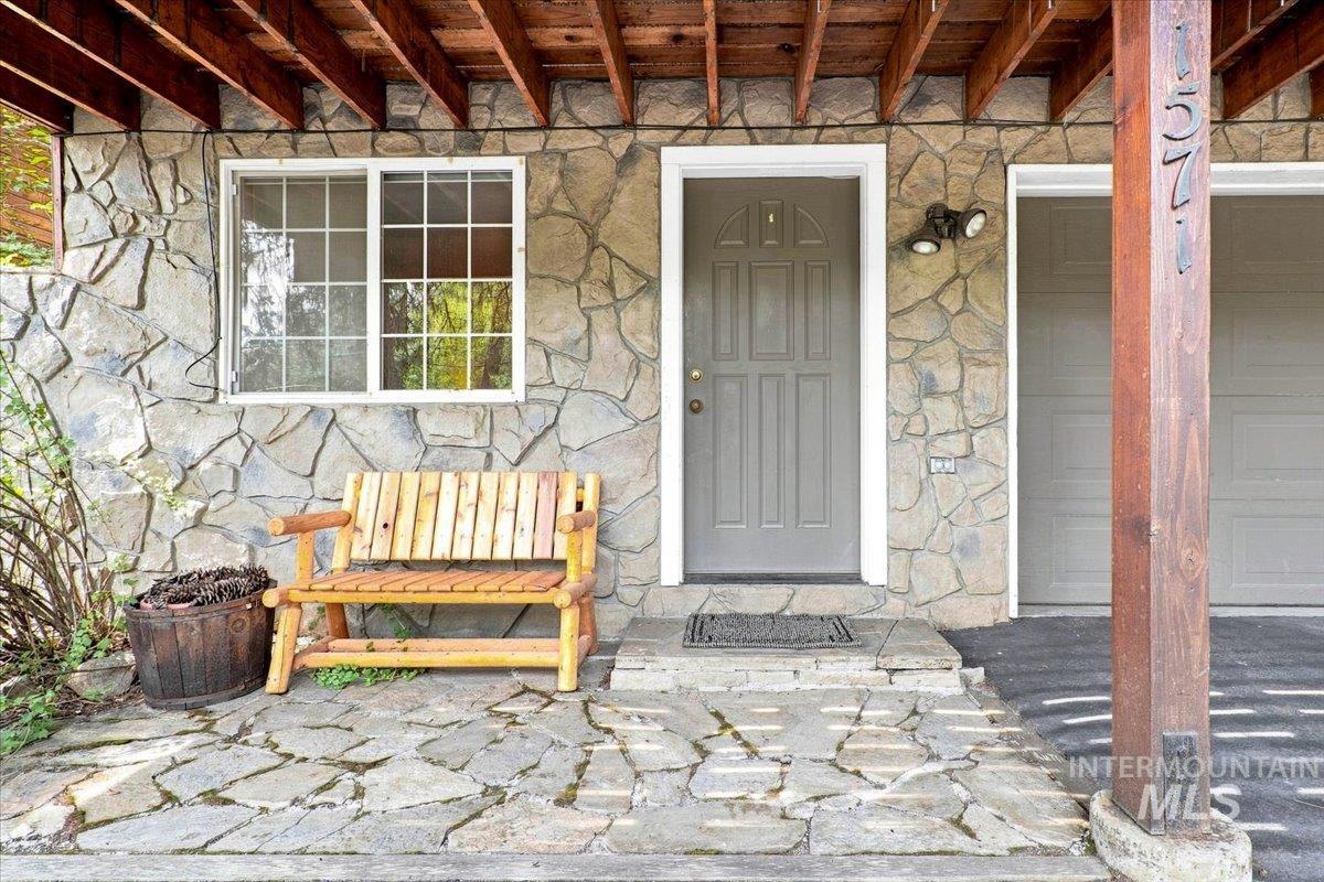 1571 Warren Wagon Road, McCall, Idaho 83638, 3 Bedrooms, 2 Bathrooms, Residential For Sale, Price $1,350,000,MLS 98998883