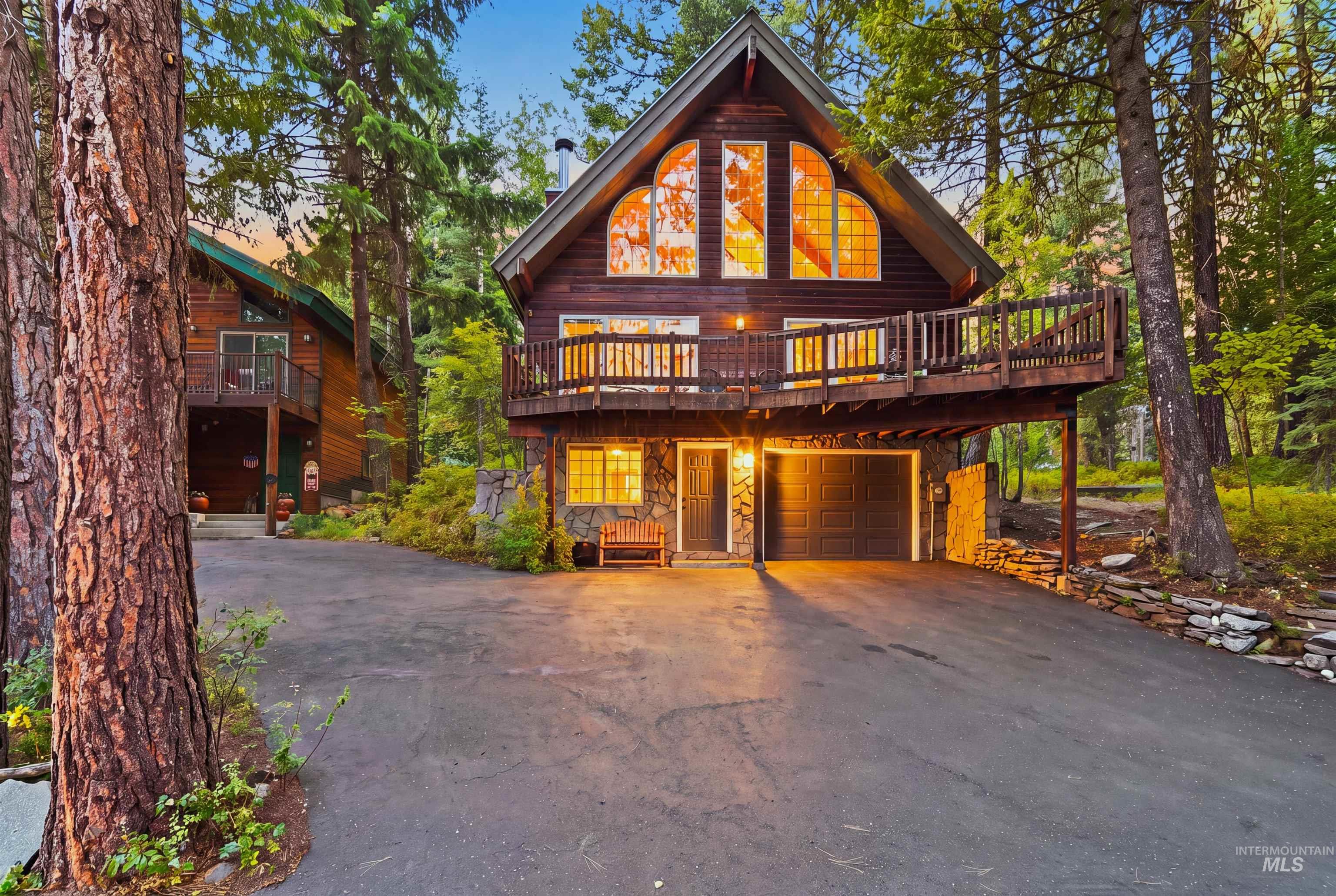 1571 Warren Wagon Road, McCall, Idaho 83638, 3 Bedrooms, 2 Bathrooms, Residential For Sale, Price $1,350,000,MLS 98998883