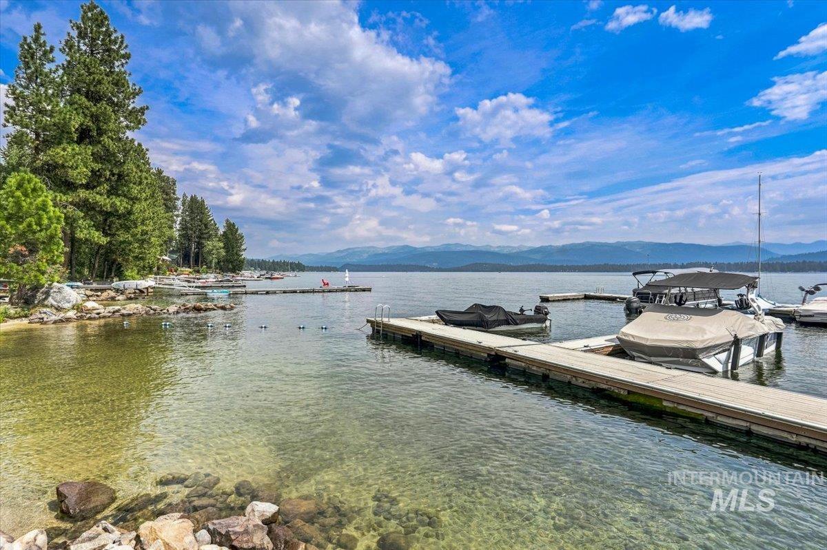 1571 Warren Wagon Road, McCall, Idaho 83638, 3 Bedrooms, 2 Bathrooms, Residential For Sale, Price $1,350,000,MLS 98998883