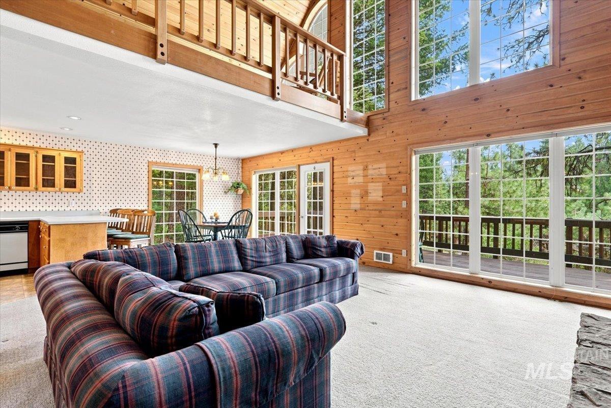 1571 Warren Wagon Road, McCall, Idaho 83638, 3 Bedrooms, 2 Bathrooms, Residential For Sale, Price $1,350,000,MLS 98998883