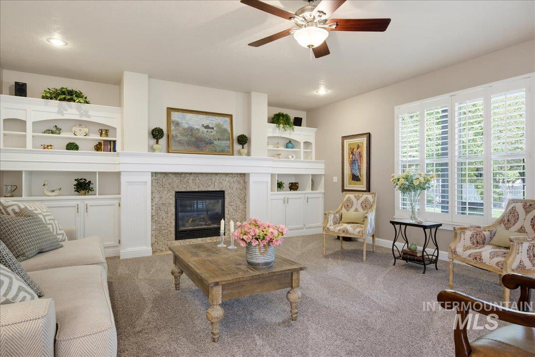 4393 N Palatine Ave., Meridian, Idaho 83646, 5 Bedrooms, 3.5 Bathrooms, Residential For Sale, Price $1,029,000,MLS 98998885