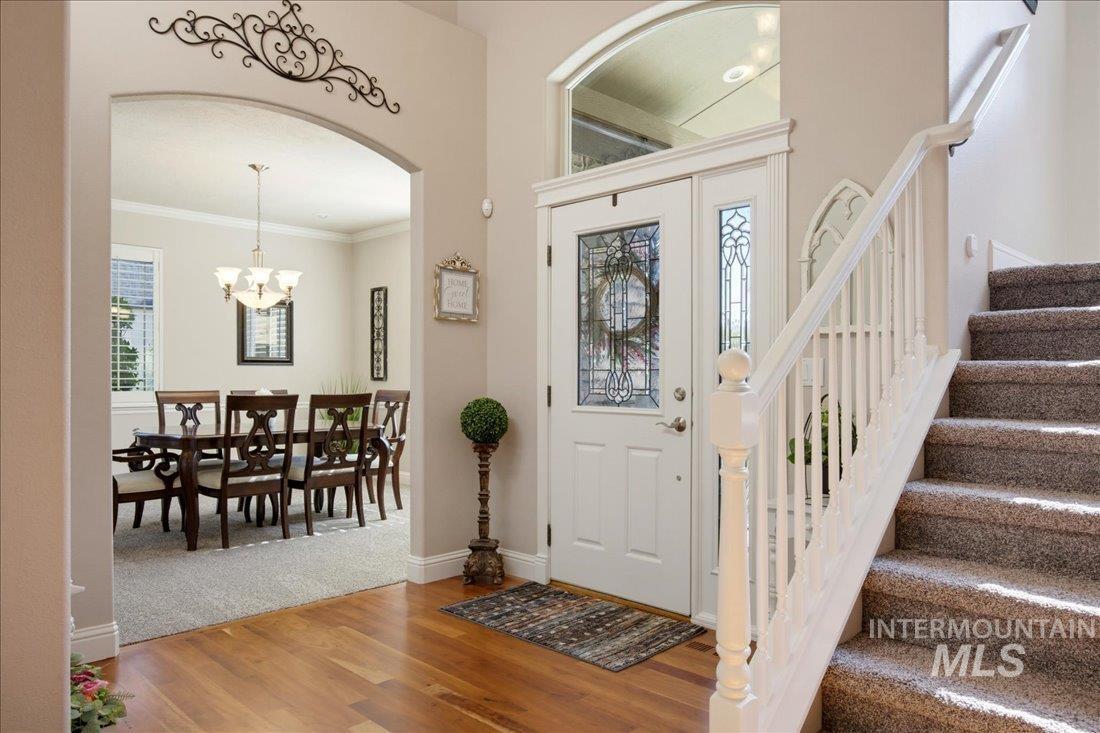 4393 N Palatine Ave., Meridian, Idaho 83646, 5 Bedrooms, 3.5 Bathrooms, Residential For Sale, Price $1,029,000,MLS 98998885