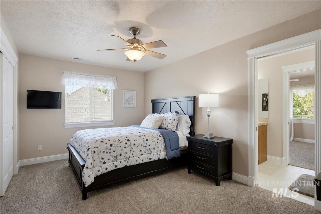 4393 N Palatine Ave., Meridian, Idaho 83646, 5 Bedrooms, 3.5 Bathrooms, Residential For Sale, Price $1,029,000,MLS 98998885