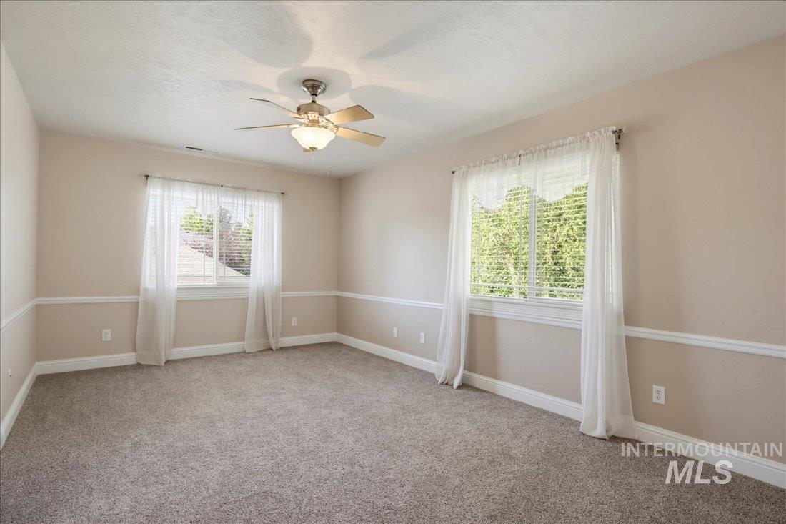 4393 N Palatine Ave., Meridian, Idaho 83646, 5 Bedrooms, 3.5 Bathrooms, Residential For Sale, Price $1,029,000,MLS 98998885