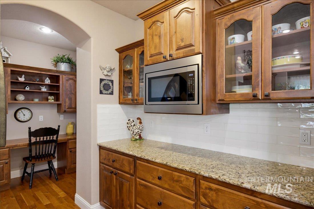 4393 N Palatine Ave., Meridian, Idaho 83646, 5 Bedrooms, 3.5 Bathrooms, Residential For Sale, Price $1,029,000,MLS 98998885