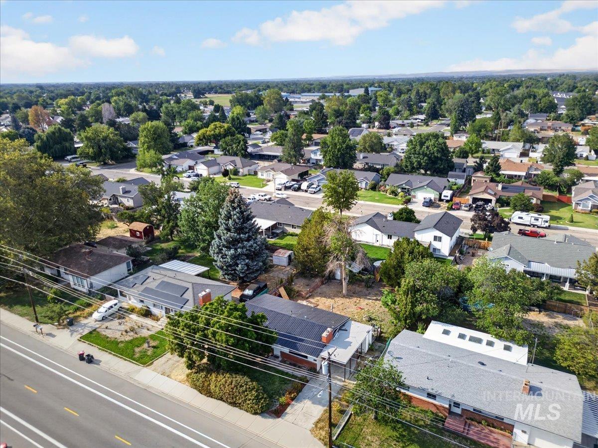 626 W Pine Ave, Meridian, Idaho 83642, 3 Bedrooms, 1 Bathroom, Residential For Sale, Price $349,000,MLS 98998886