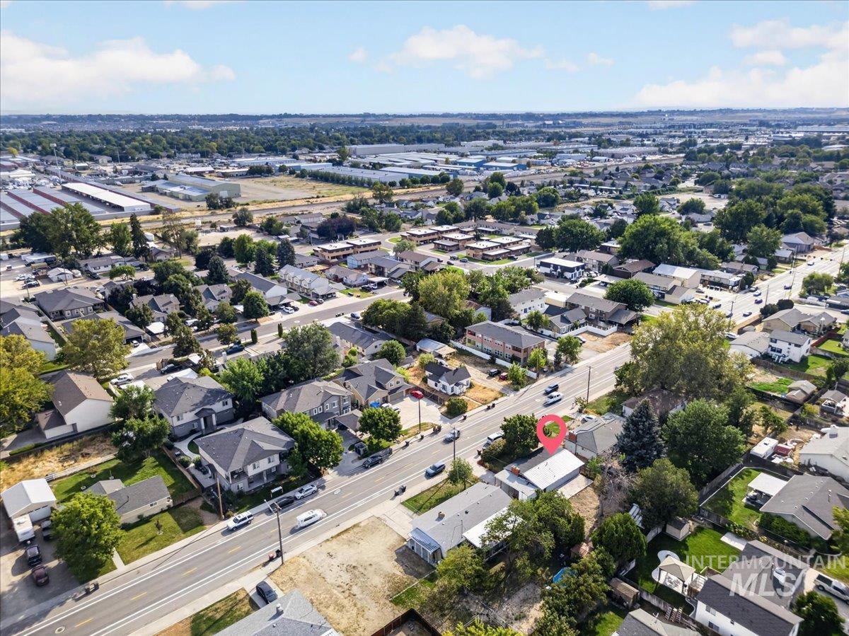 626 W Pine Ave, Meridian, Idaho 83642, 3 Bedrooms, 1 Bathroom, Residential For Sale, Price $349,000,MLS 98998886