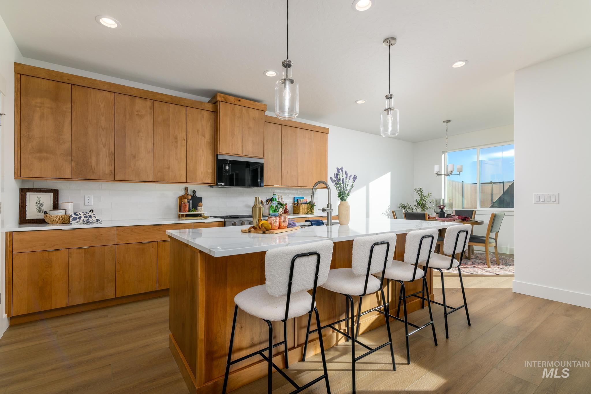 6167 W Snow Currant St, Meridian, Idaho 83646, 3 Bedrooms, 2 Bathrooms, Residential For Sale, Price $499,000,MLS 98998887